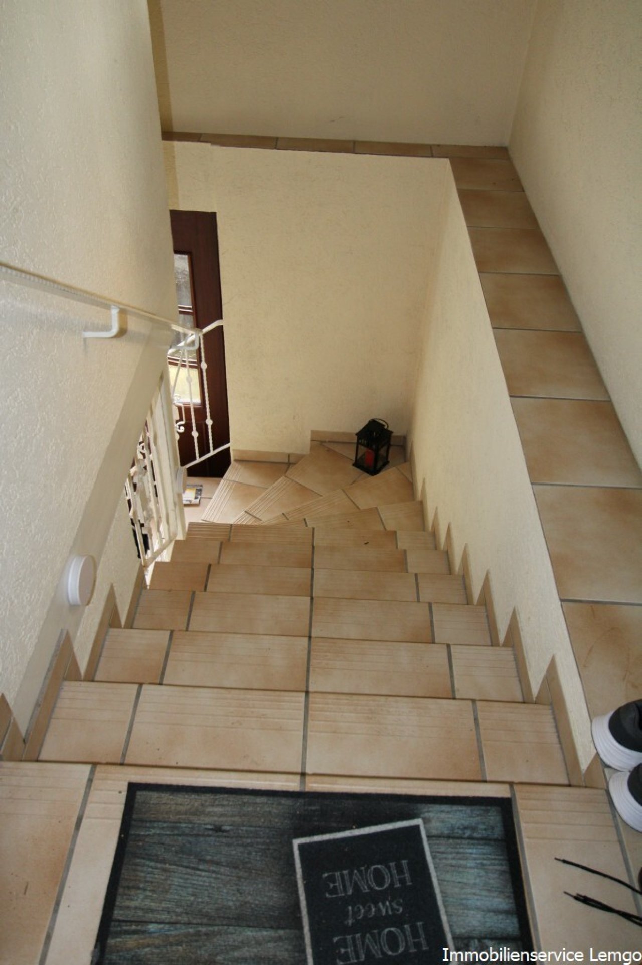 Treppe vom OG in das EG Treppe vom OG in das EG