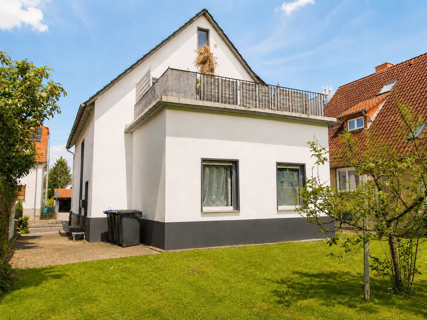 Hausansicht vom Garten